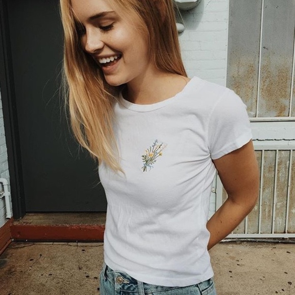 Brandy Melville tee